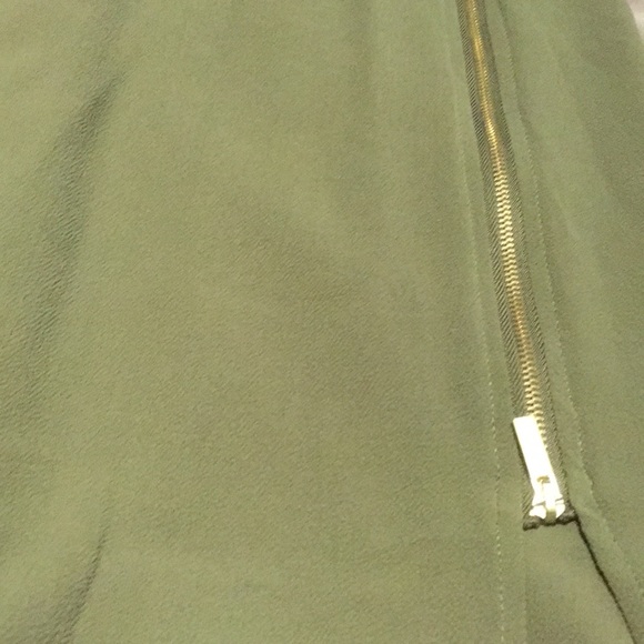 High waisted army green skirt - Picture 2 of 3